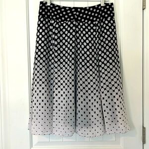 Madison Michelle black & white polkadot, pleated, ombré , Sz 8, office siren